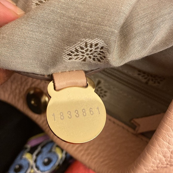 Mulberry Large Eliza Hobo Bag in Blush Pink with Crossbody Strap - Picture 15 of 16